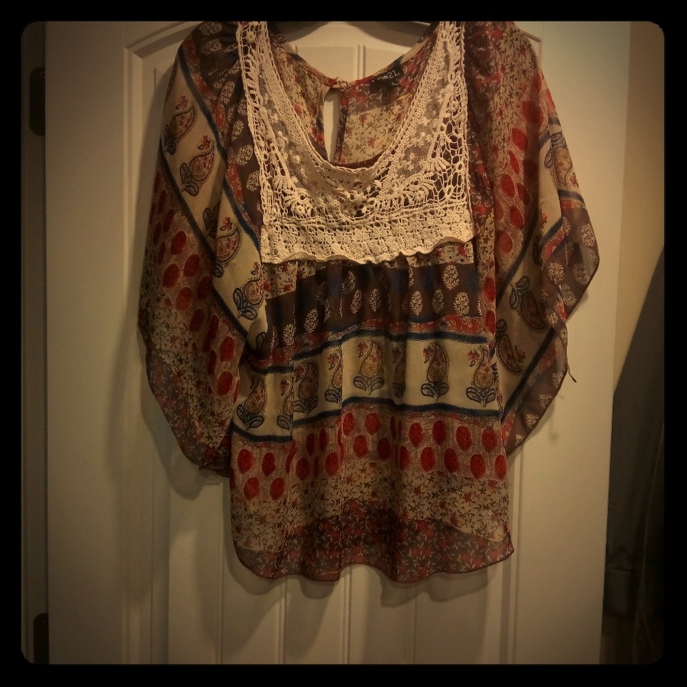 Large Rue 21 top